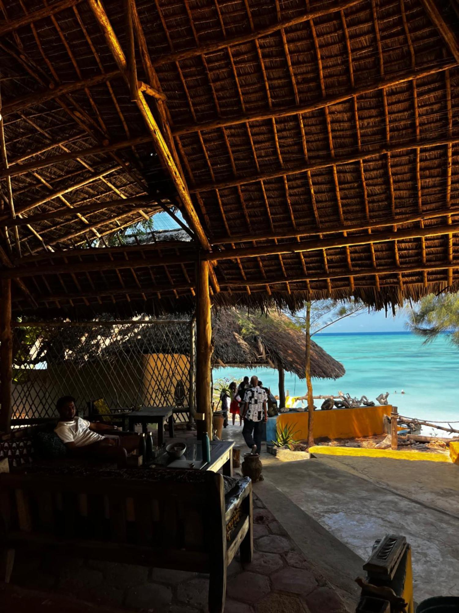 Sazani Beach Lodge And Tidal Lounge Nungwi Exterior photo